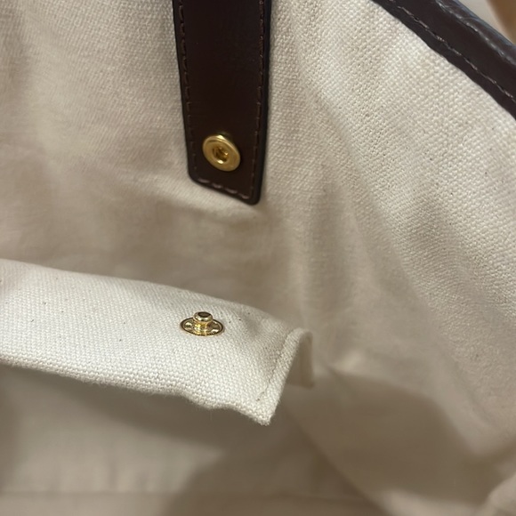 Michael Kors straw summer tote. Removable pouch inside. - Picture 10 of 11
